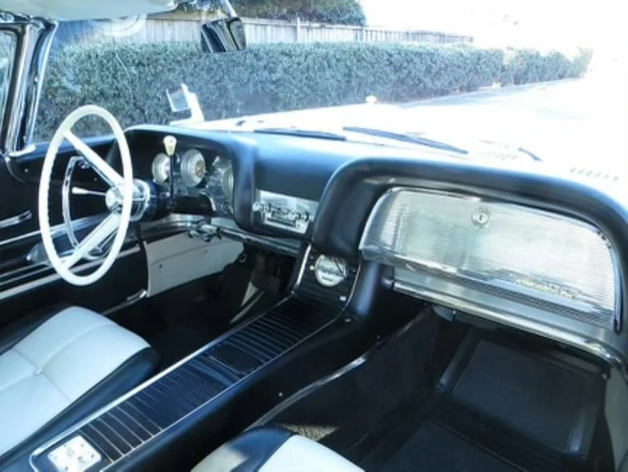 1960 Ford Thunderbird 2nd Gen - Image 8 of 12