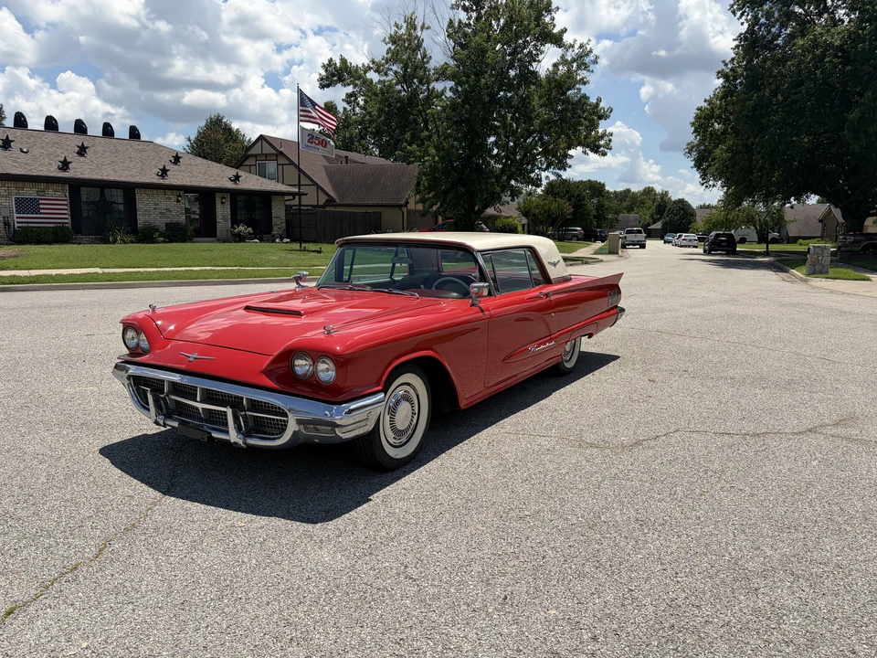 1960 Ford Thunderbird 2nd Gen - Image 10 of 31