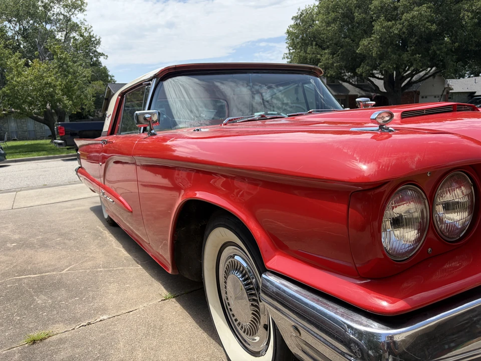 1960 Ford Thunderbird 2nd Gen - Image 13 of 31