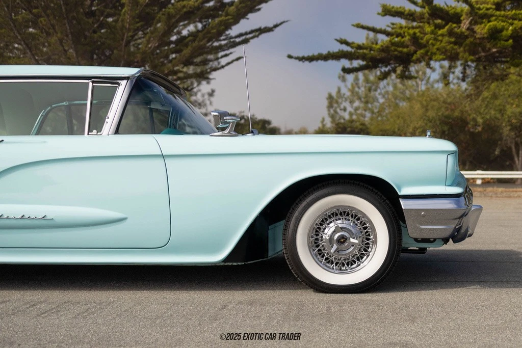 1960 Ford Thunderbird 2nd Gen - Image 11 of 12