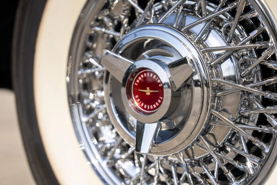 1960 Ford Thunderbird 2nd Gen - Image 28 of 31
