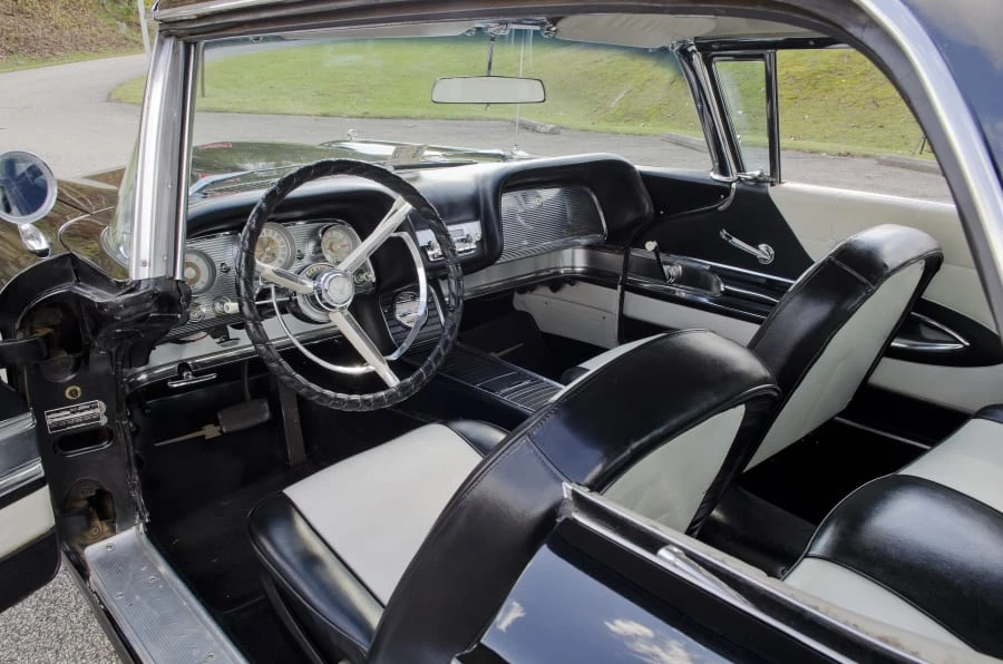 1960 Ford Thunderbird 2nd Gen - Image 3 of 8