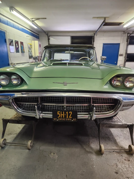 1960 Ford Thunderbird 2nd Gen - Image 6 of 21