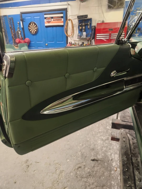 1960 Ford Thunderbird 2nd Gen - Image 18 of 21