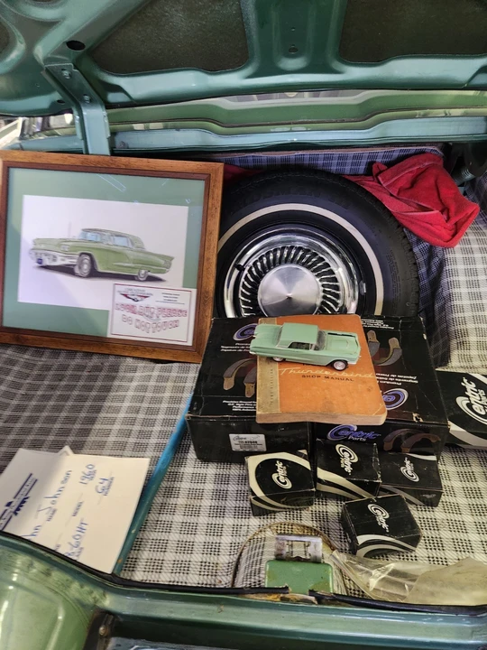 1960 Ford Thunderbird 2nd Gen - Image 12 of 21