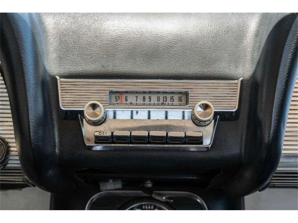 1960 Ford Thunderbird 2nd Gen - Image 10 of 16