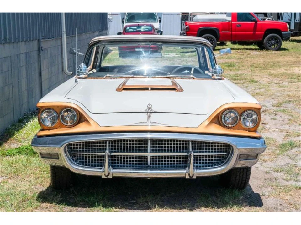 1960 Ford Thunderbird 2nd Gen - Image 7 of 16