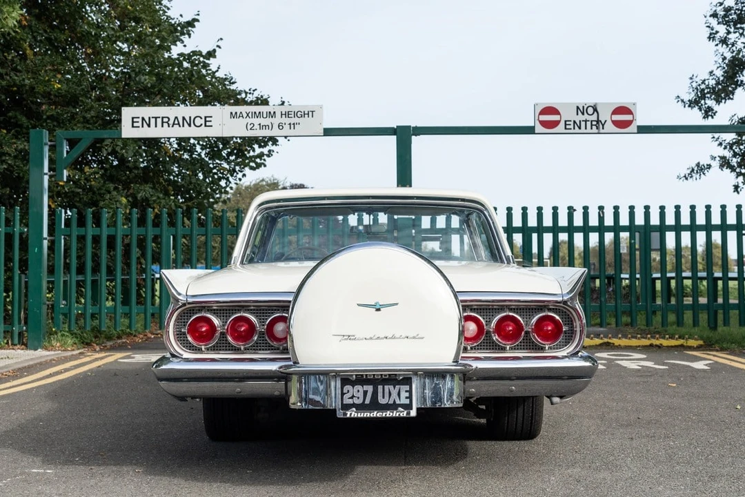 1960 Ford Thunderbird 2nd Gen - Image 18 of 30