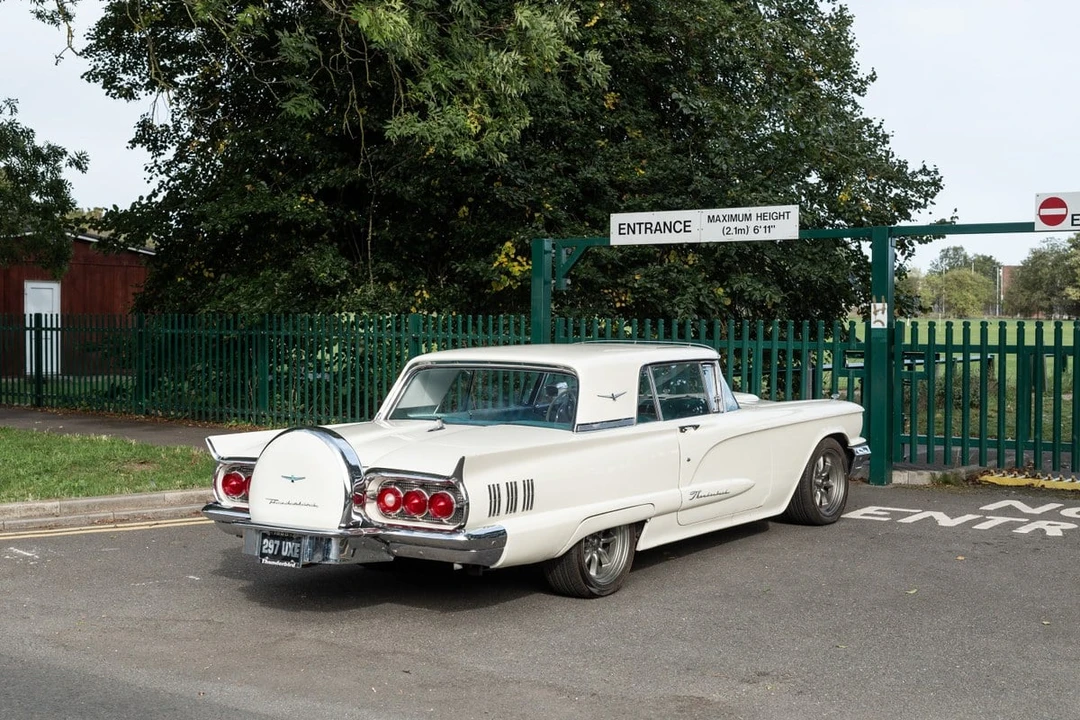 1960 Ford Thunderbird 2nd Gen - Image 15 of 30