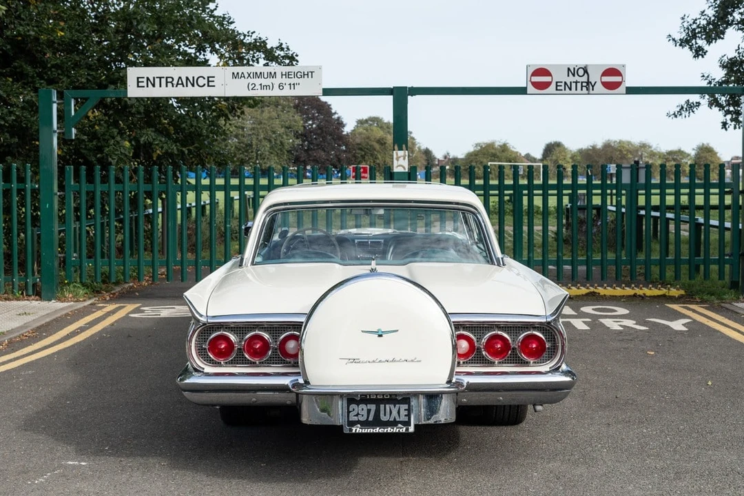 1960 Ford Thunderbird 2nd Gen - Image 17 of 30