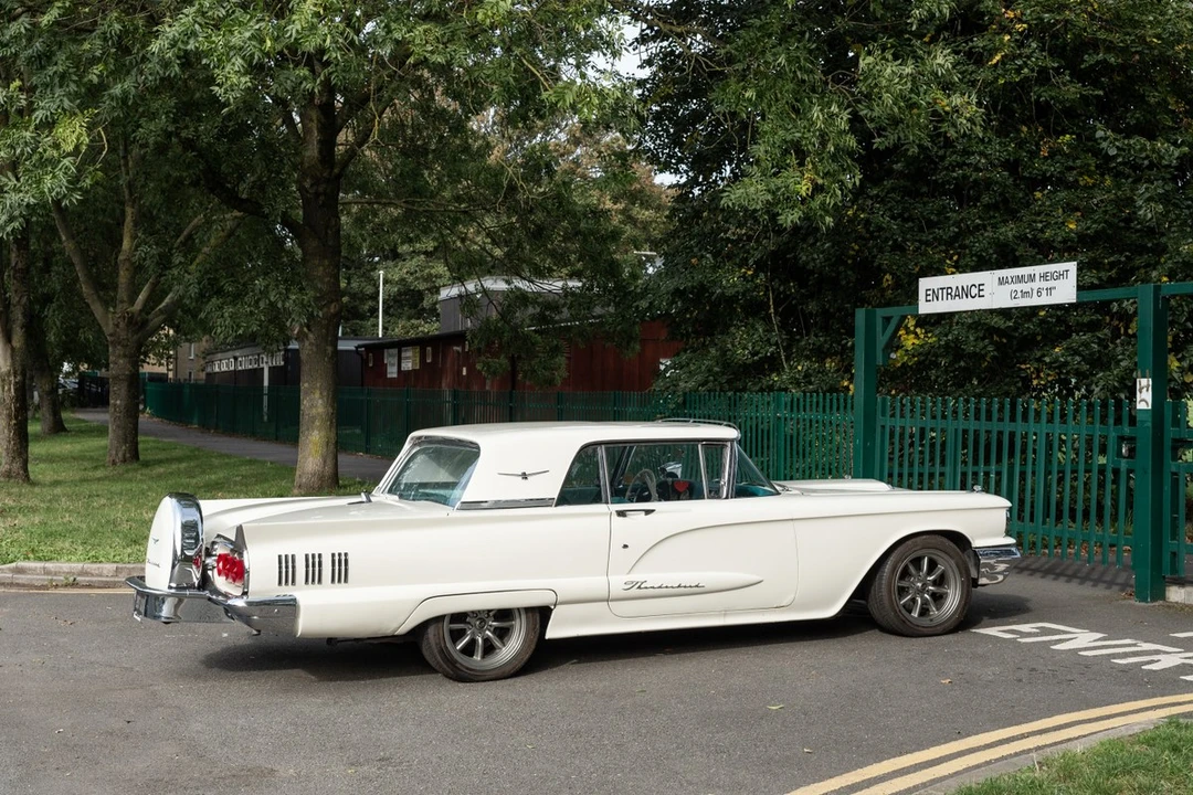 1960 Ford Thunderbird 2nd Gen - Image 13 of 30