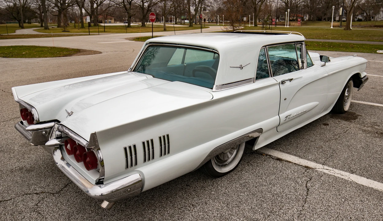 1960 Ford Thunderbird 2nd Gen - Image 8 of 31