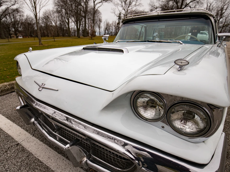1960 Ford Thunderbird 2nd Gen - Image 12 of 31