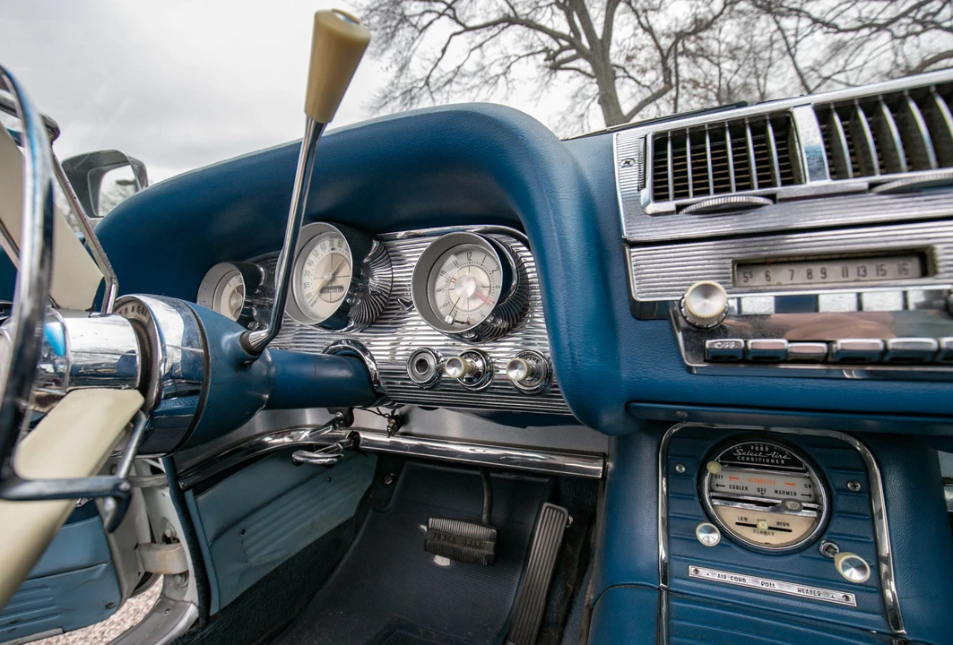 1960 Ford Thunderbird 2nd Gen - Image 21 of 31