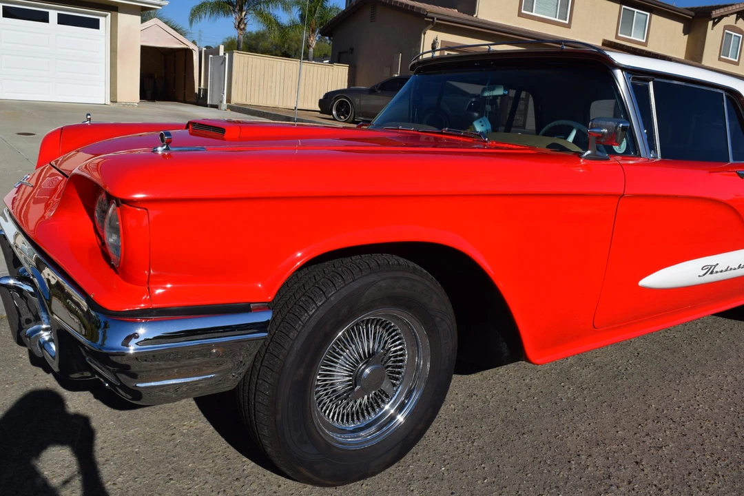 1960 Ford Thunderbird 2nd Gen - Image 25 of 31