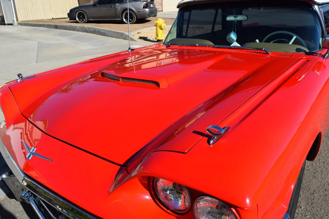 1960 Ford Thunderbird 2nd Gen - Image 24 of 31