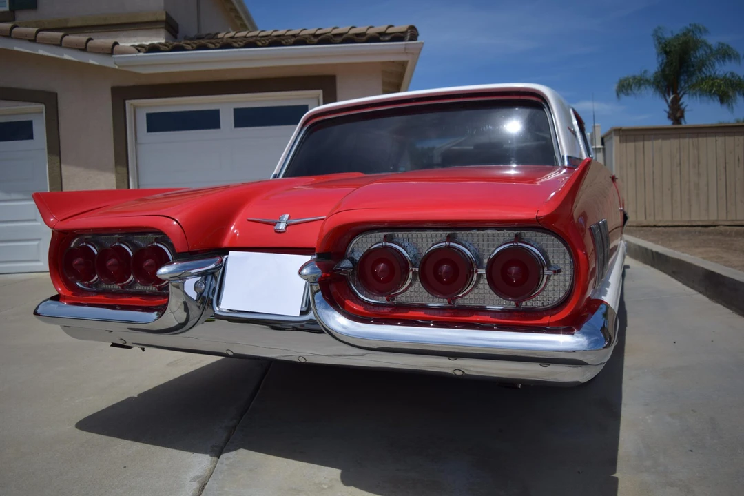 1960 Ford Thunderbird 2nd Gen - Image 13 of 31