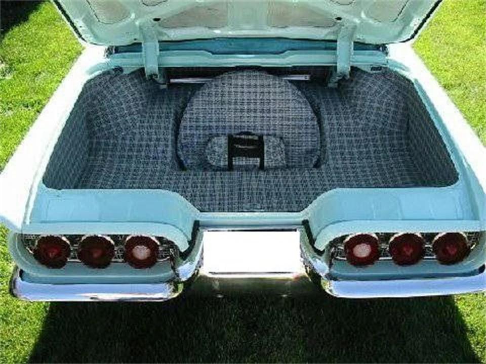 1960 Ford Thunderbird 2nd Gen - Image 2 of 6