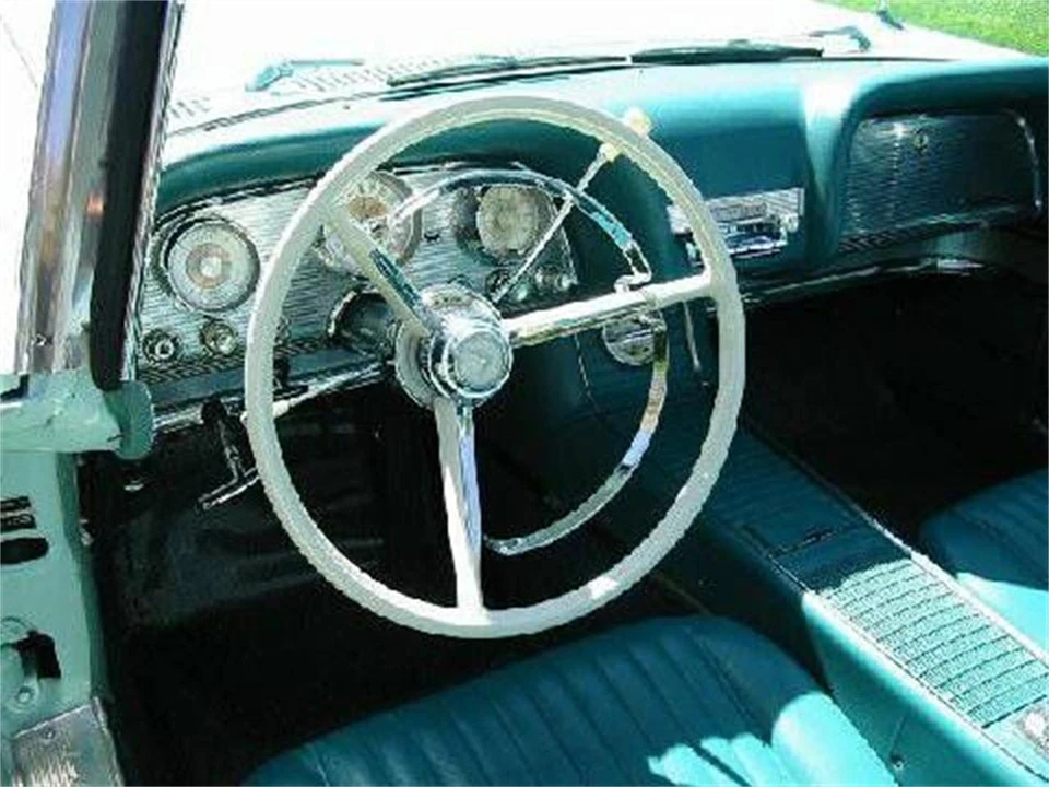 1960 Ford Thunderbird 2nd Gen - Image 6 of 6