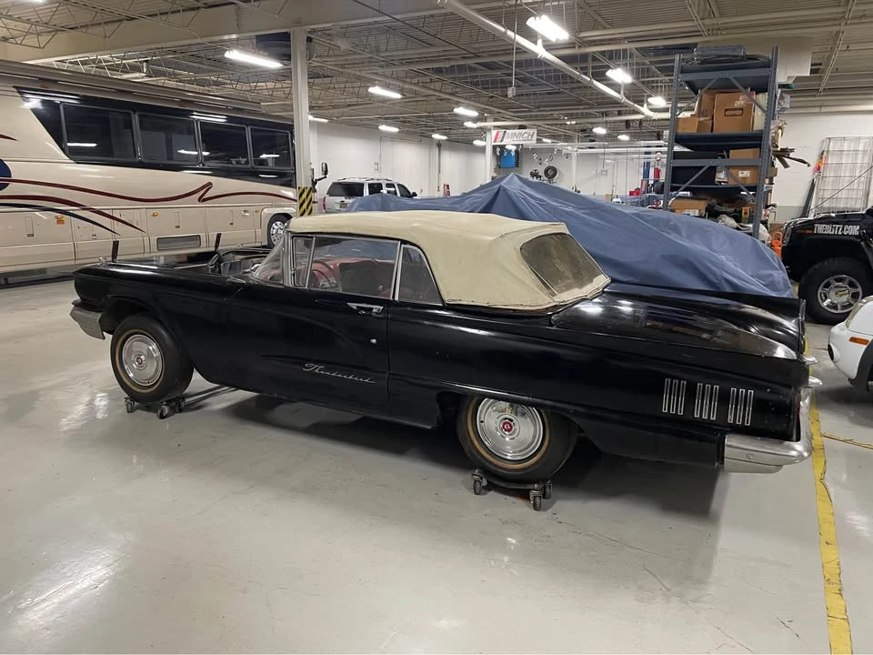 1960 Ford Thunderbird 2nd Gen - Image 2 of 12