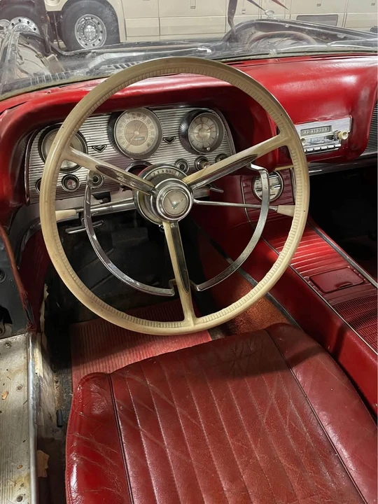 1960 Ford Thunderbird 2nd Gen - Image 5 of 12