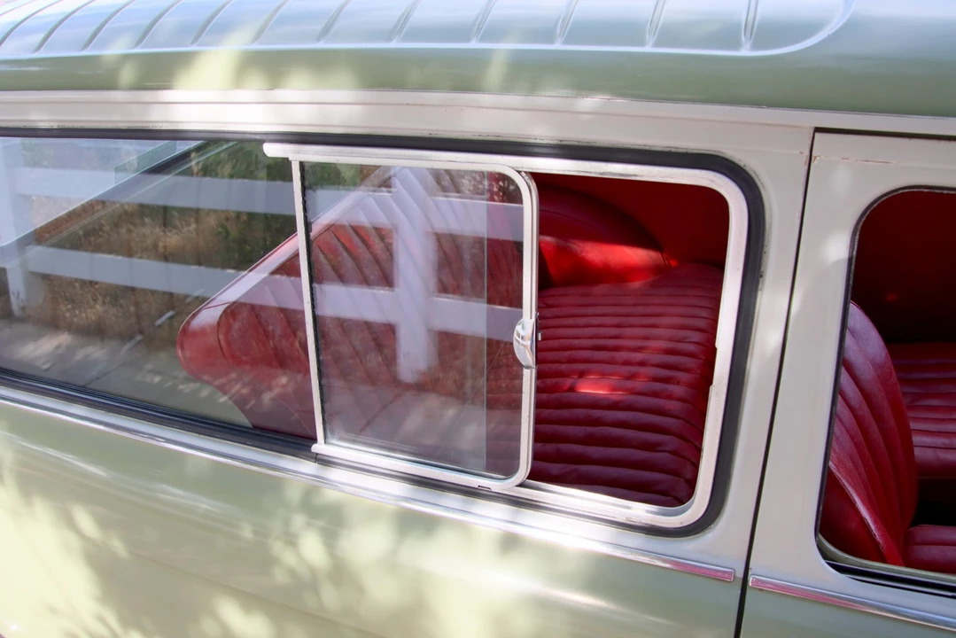 1960 Hillman - Image 21 of 31