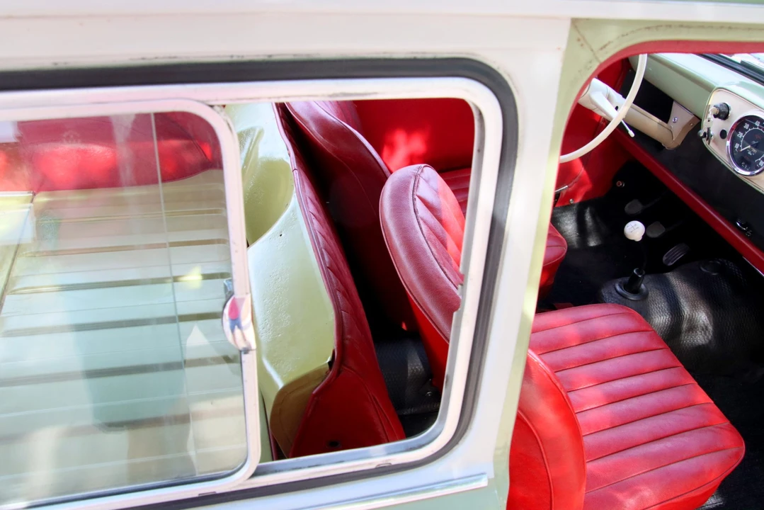 1960 Hillman - Image 22 of 31