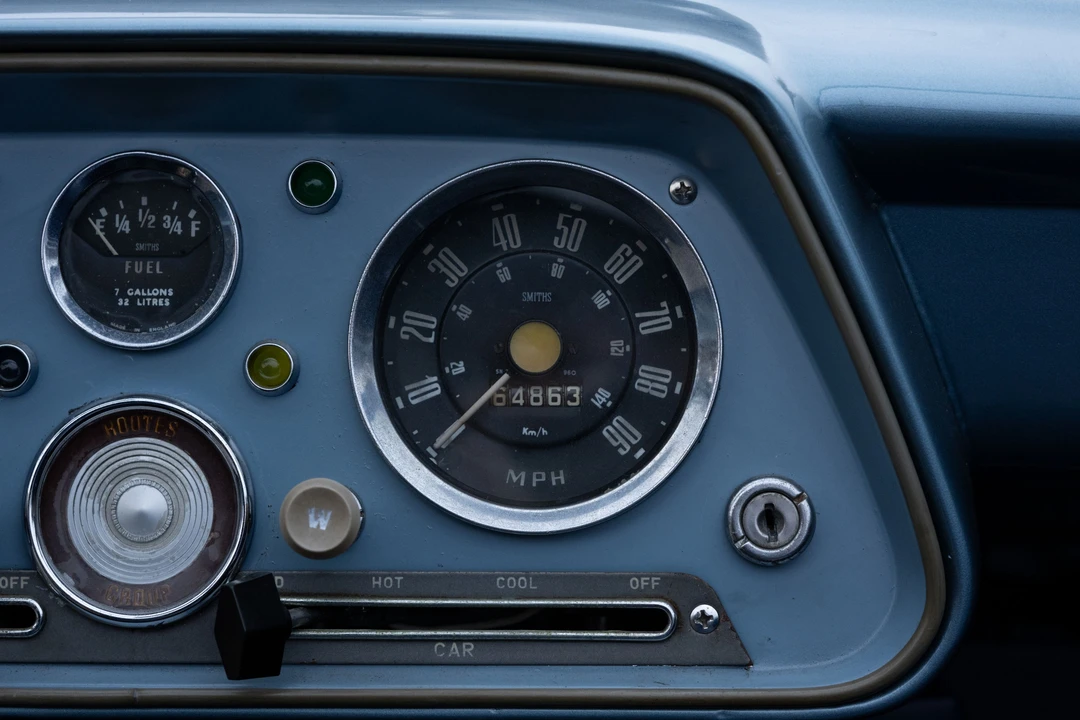 1960 Hillman - Image 12 of 31