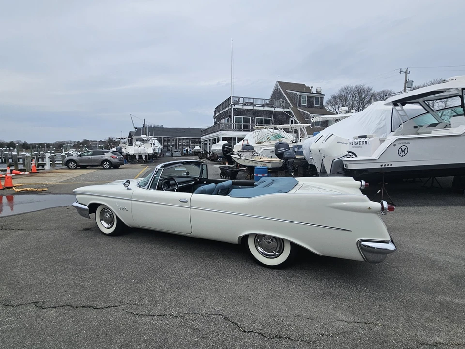 1960 Chrysler Imperial 2nd Gen - Image 18 of 31