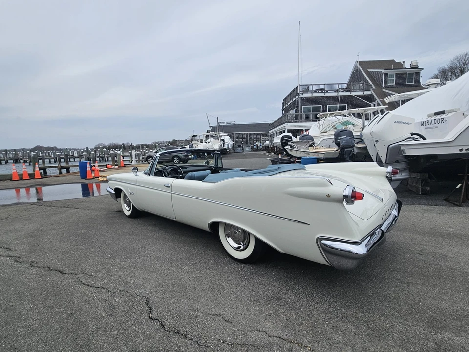 1960 Chrysler Imperial 2nd Gen - Image 17 of 31