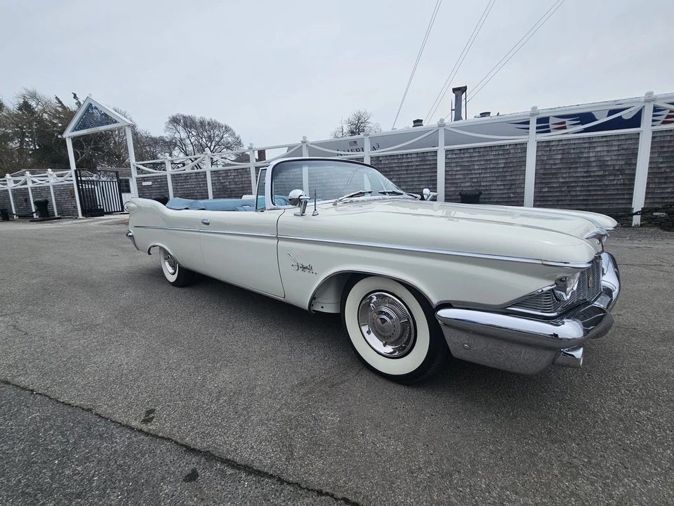 1960 Chrysler Imperial 2nd Gen - Image 5 of 31