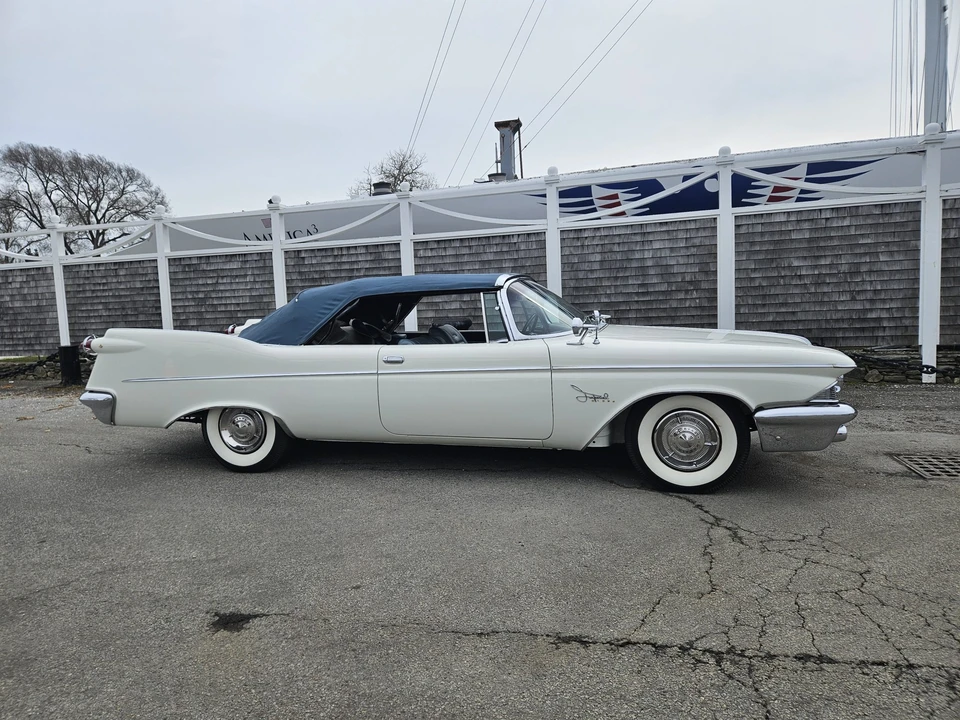 1960 Chrysler Imperial 2nd Gen - Image 24 of 31
