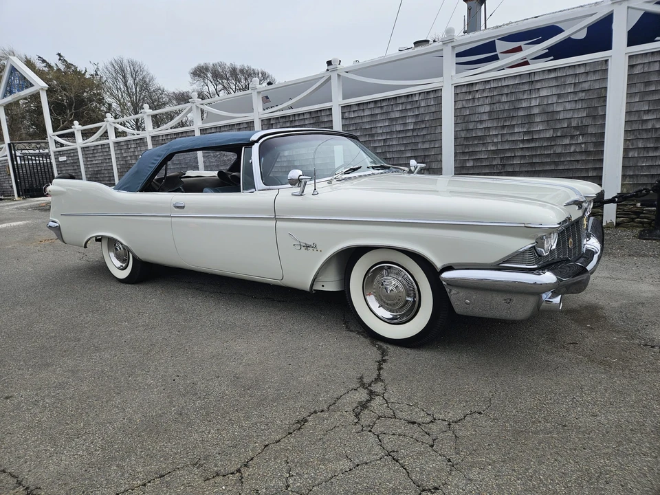 1960 Chrysler Imperial 2nd Gen - Image 23 of 31