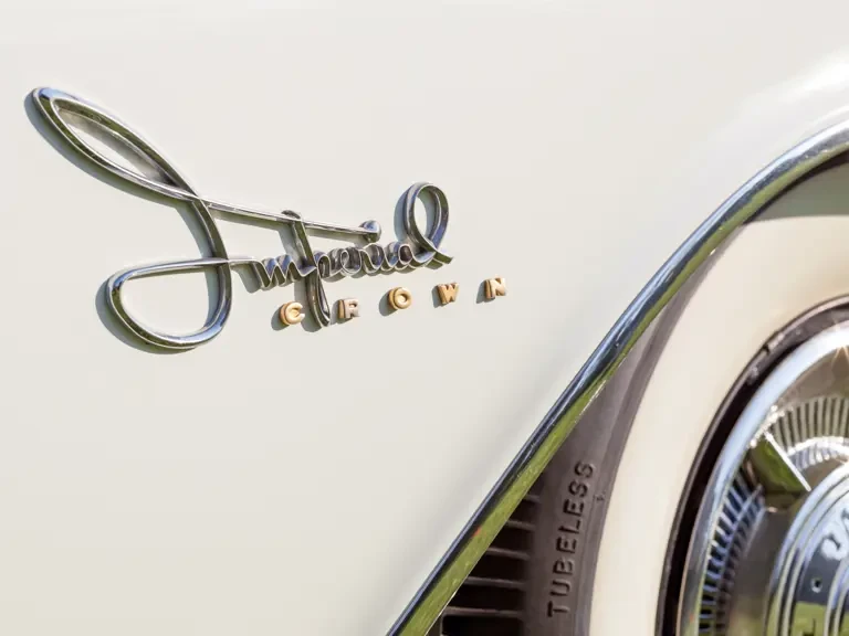 1960 Chrysler Imperial 2nd Gen - Image 7 of 18