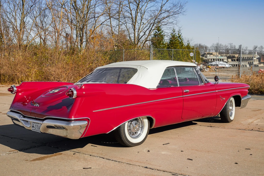 1960 Chrysler Imperial 2nd Gen - Image 13 of 31