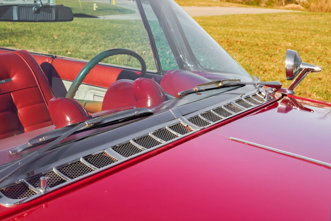 1960 Chrysler Imperial 2nd Gen - Image 23 of 31