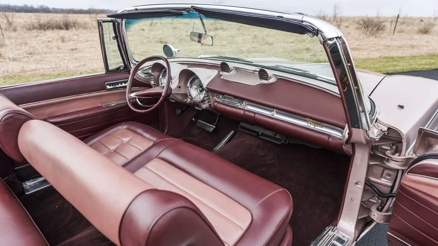 1960 Chrysler Imperial 2nd Gen - Image 5 of 12