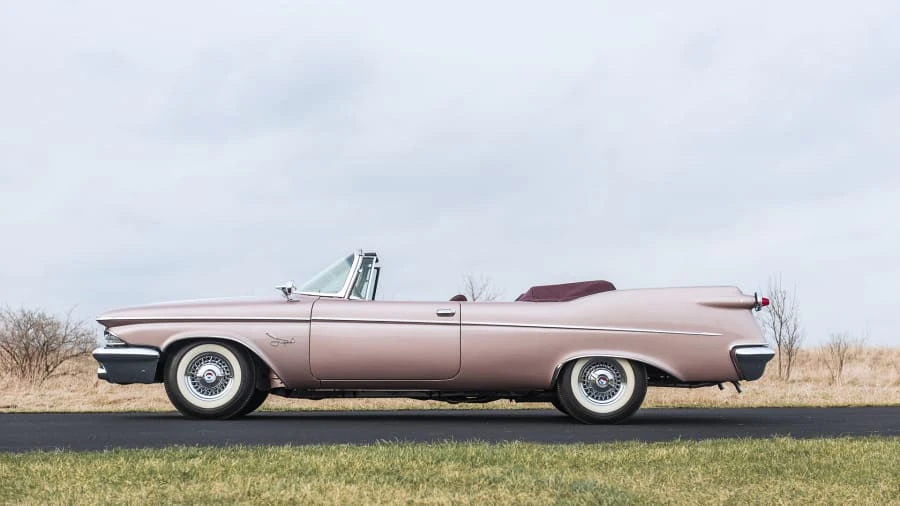 1960 Chrysler Imperial 2nd Gen - Image 8 of 12