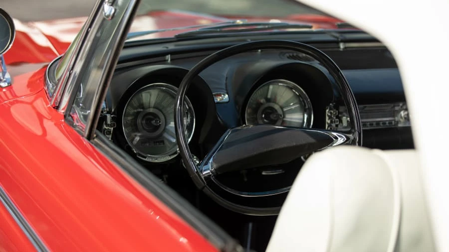 1960 Chrysler Imperial 2nd Gen - Image 10 of 31