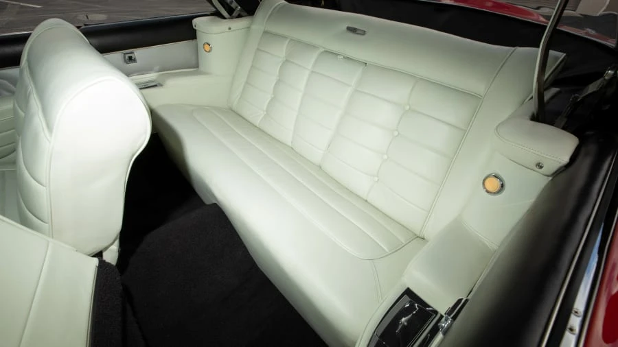 1960 Chrysler Imperial 2nd Gen - Image 27 of 31