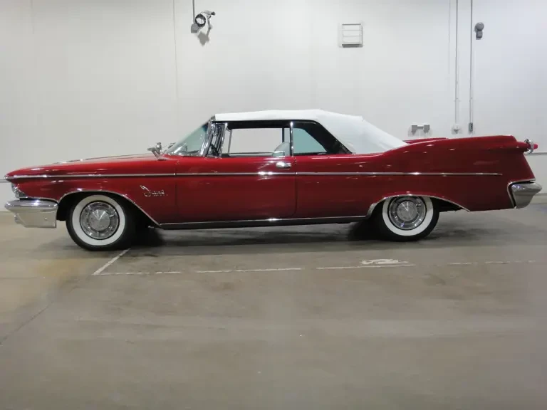 1960 Imperial Crown - Image 2 of 2