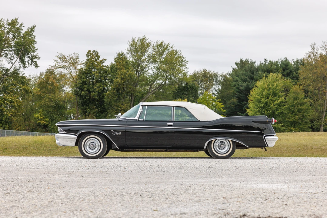 1960 Imperial Crown - Image 12 of 31