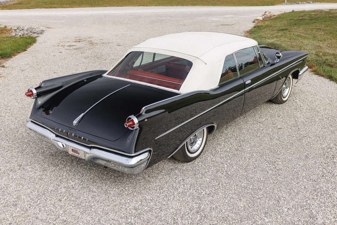 1960 Imperial Crown - Image 14 of 31
