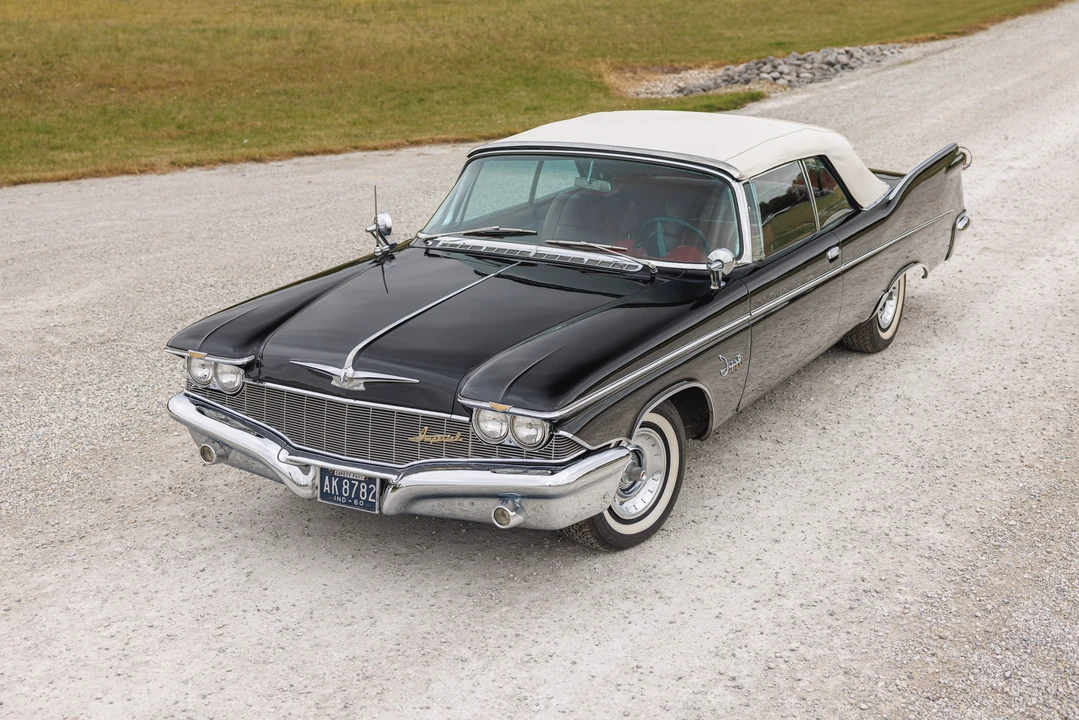 1960 Imperial Crown - Image 3 of 31