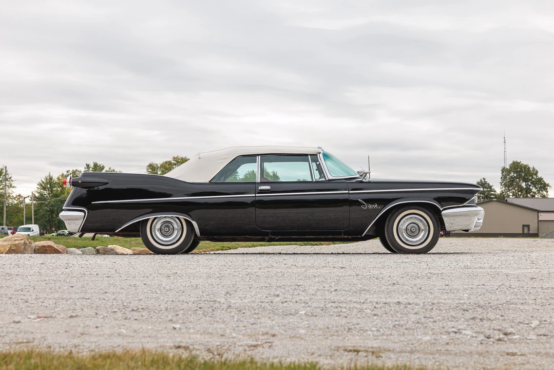 1960 Imperial Crown - Image 10 of 31