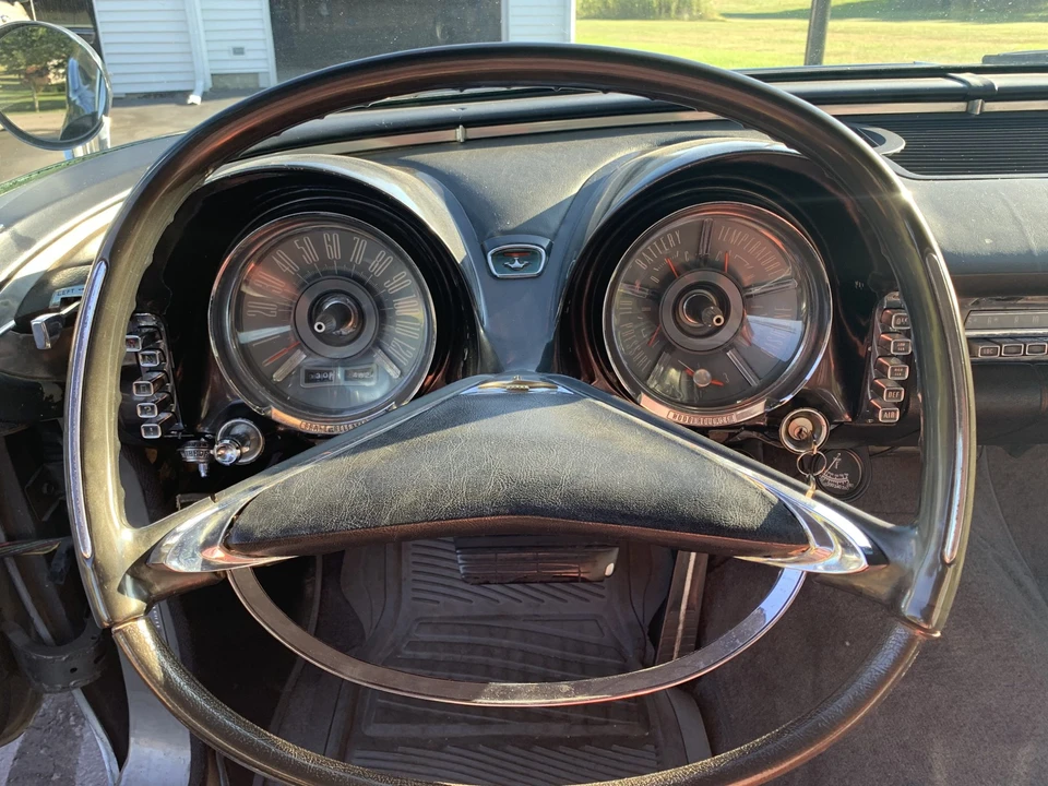 1960 Chrysler Imperial 2nd Gen - Image 24 of 31