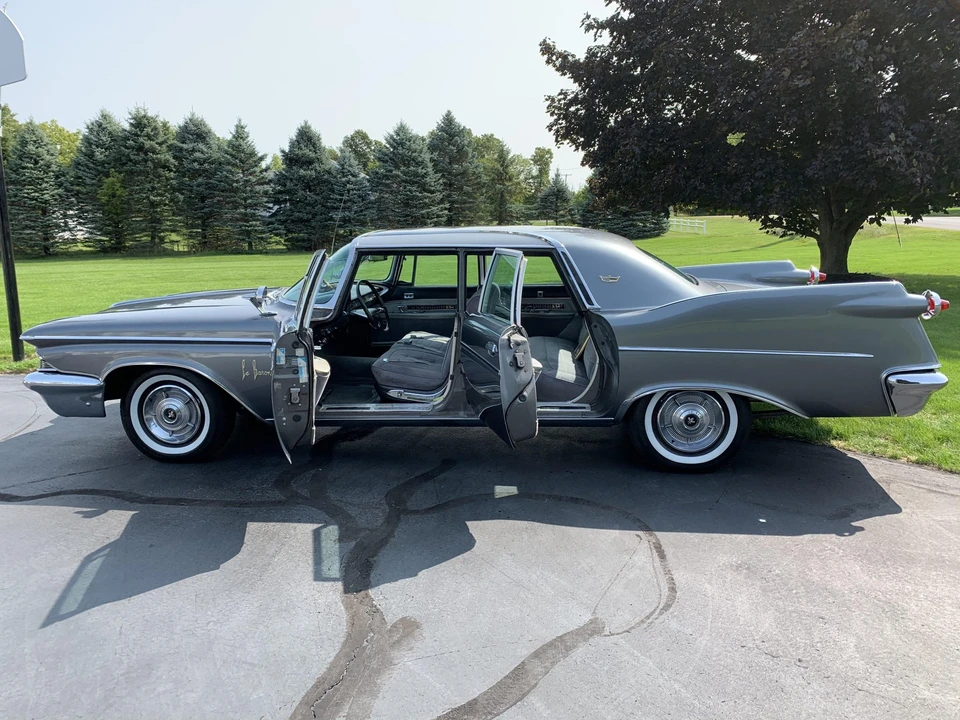 1960 Chrysler Imperial 2nd Gen - Image 9 of 31