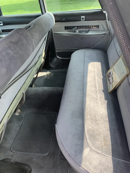 1960 Chrysler Imperial 2nd Gen - Image 29 of 31