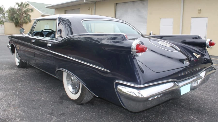 1960 Imperial LeBaron - Image 21 of 23