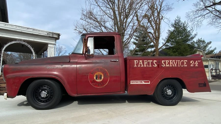 1960 International Harvester Pickup - Image 3 of 13